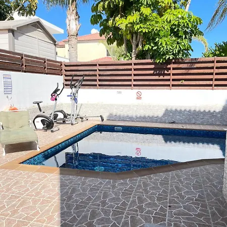 Luxury Nissi Beach איה נאפה